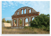 Λαύριο:  Ερείπια ατμήλατου μεταλλοπλύσιου